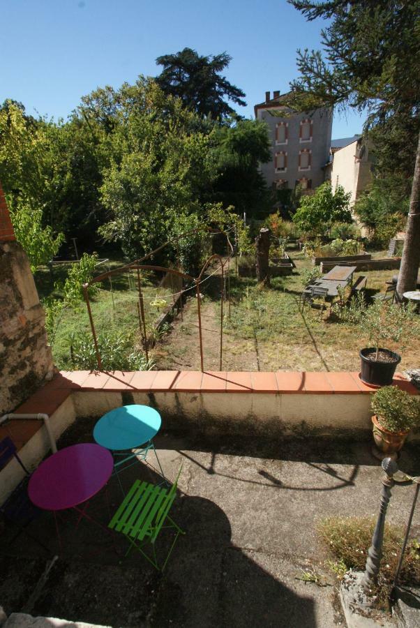 Lot Of Bed * Cahors